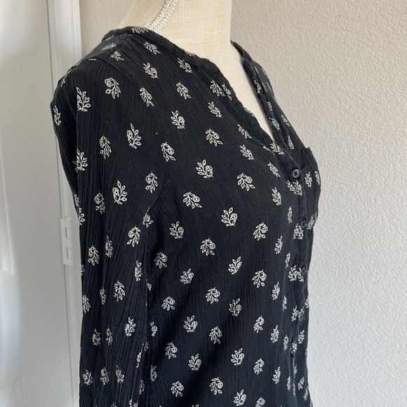 Tunic - Picture 3 of 9